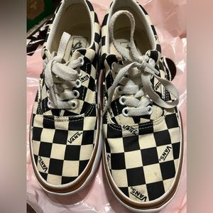 Vans Stacked Checkered Platform Women’s 8.5